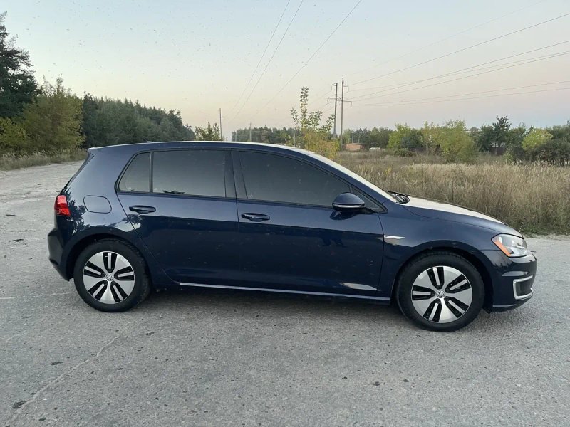 Продам Volkswagen e-Golf  2016 — фото 3