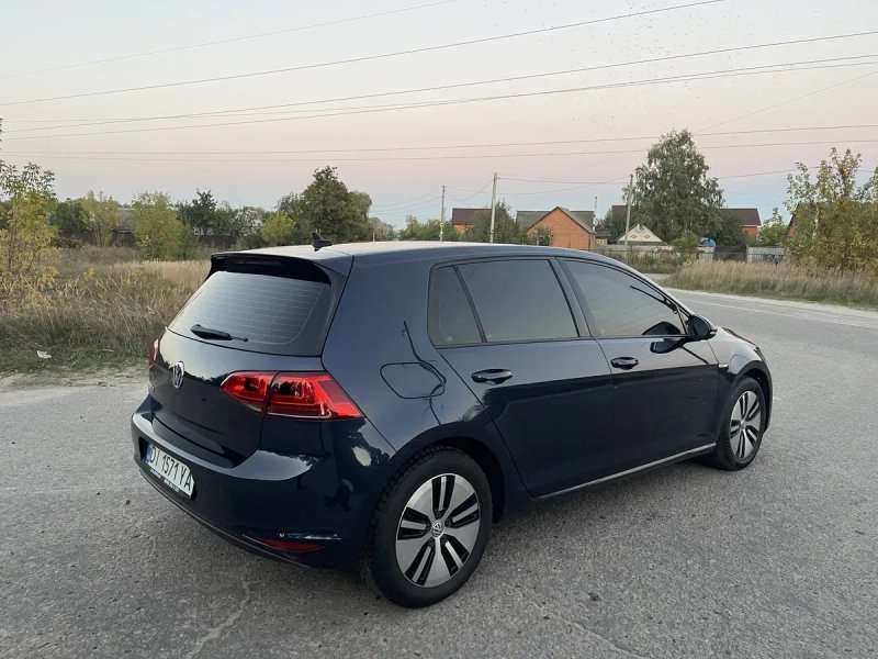 Продам Volkswagen e-Golf  2016 — фото 4