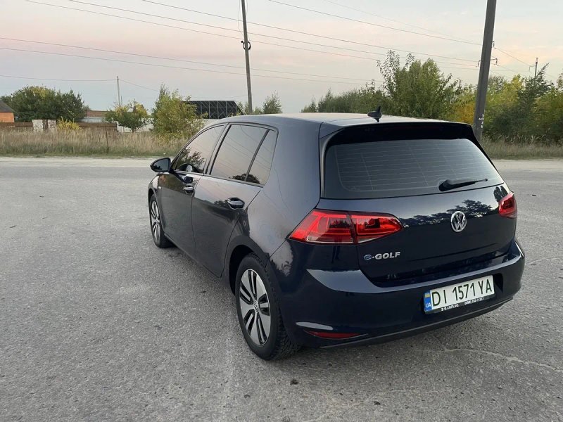 Продам Volkswagen e-Golf  2016 — фото 5