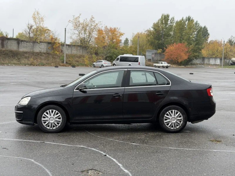 Продам Volkswagen Jetta 2007 года 1.9 дизель, механика 5 ступеней — фото 5