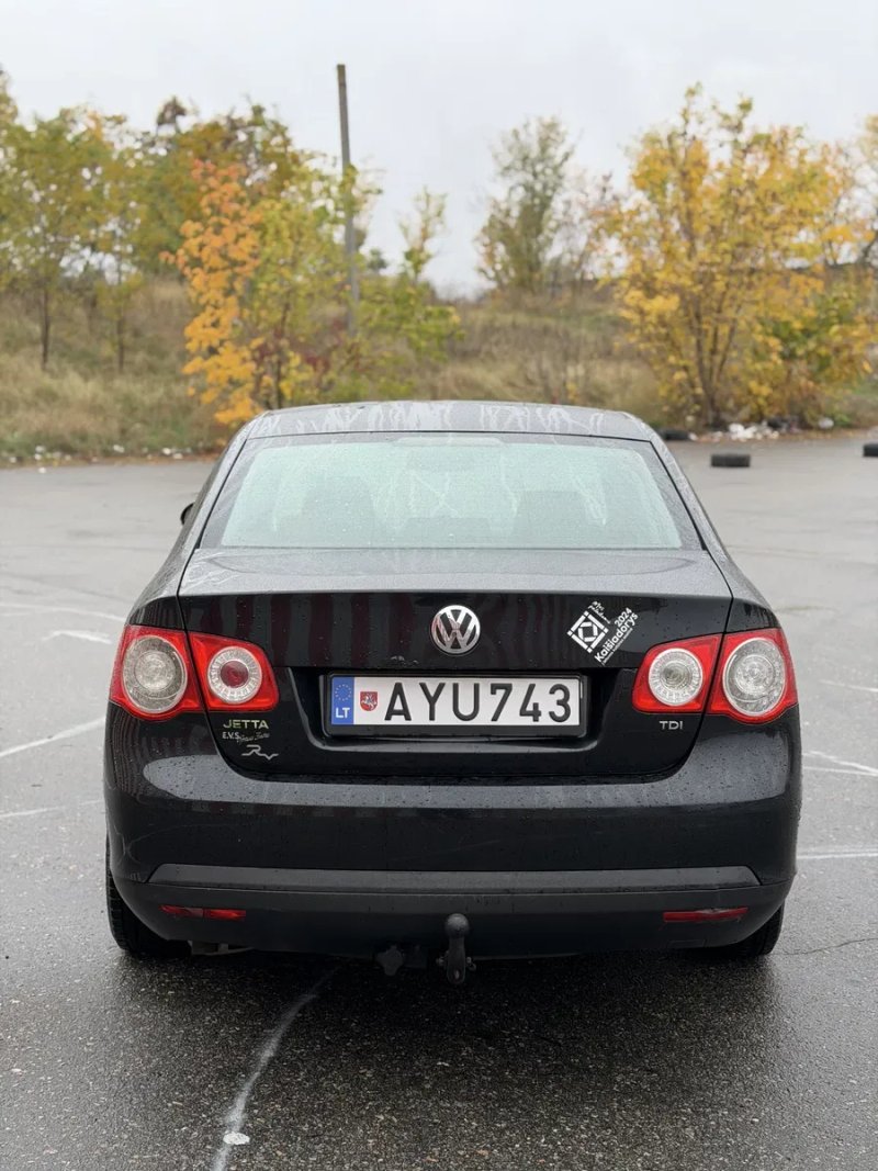 Продам Volkswagen Jetta 2007 года 1.9 дизель, механика 5 ступеней — фото 8