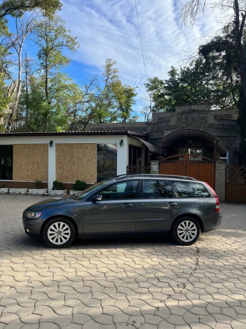Продам Volvo V50, 2.0 дизель, механічна коробка — фото 2