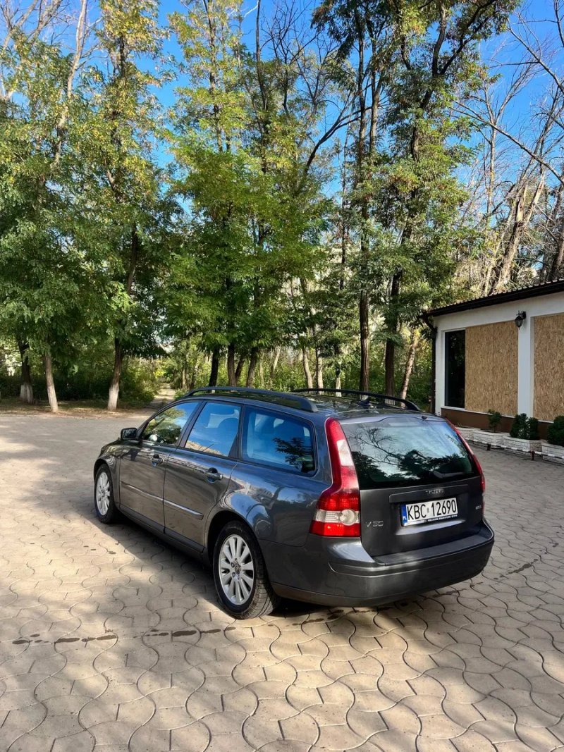 Продам Volvo V50, 2.0 дизель, механічна коробка — фото 3