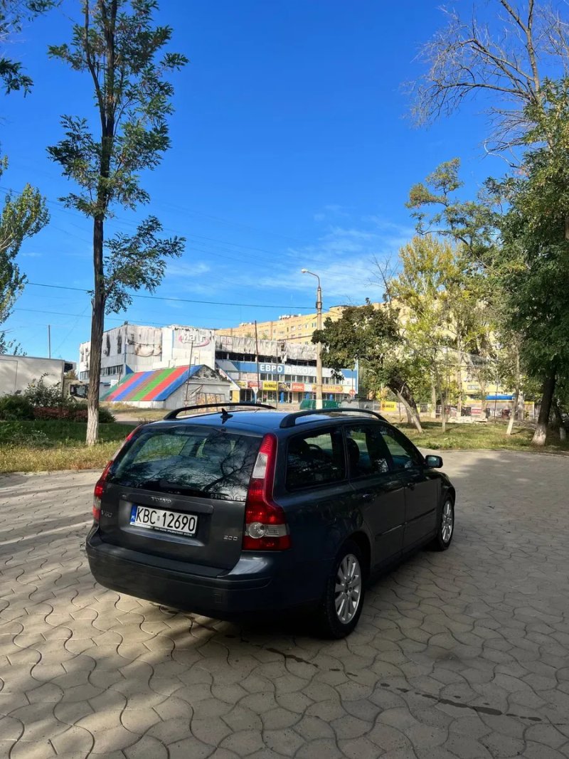 Продам Volvo V50, 2.0 дизель, механічна коробка — фото 5