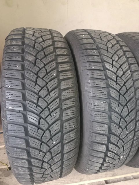 Продам зимову резину FULDA 215×65 r16