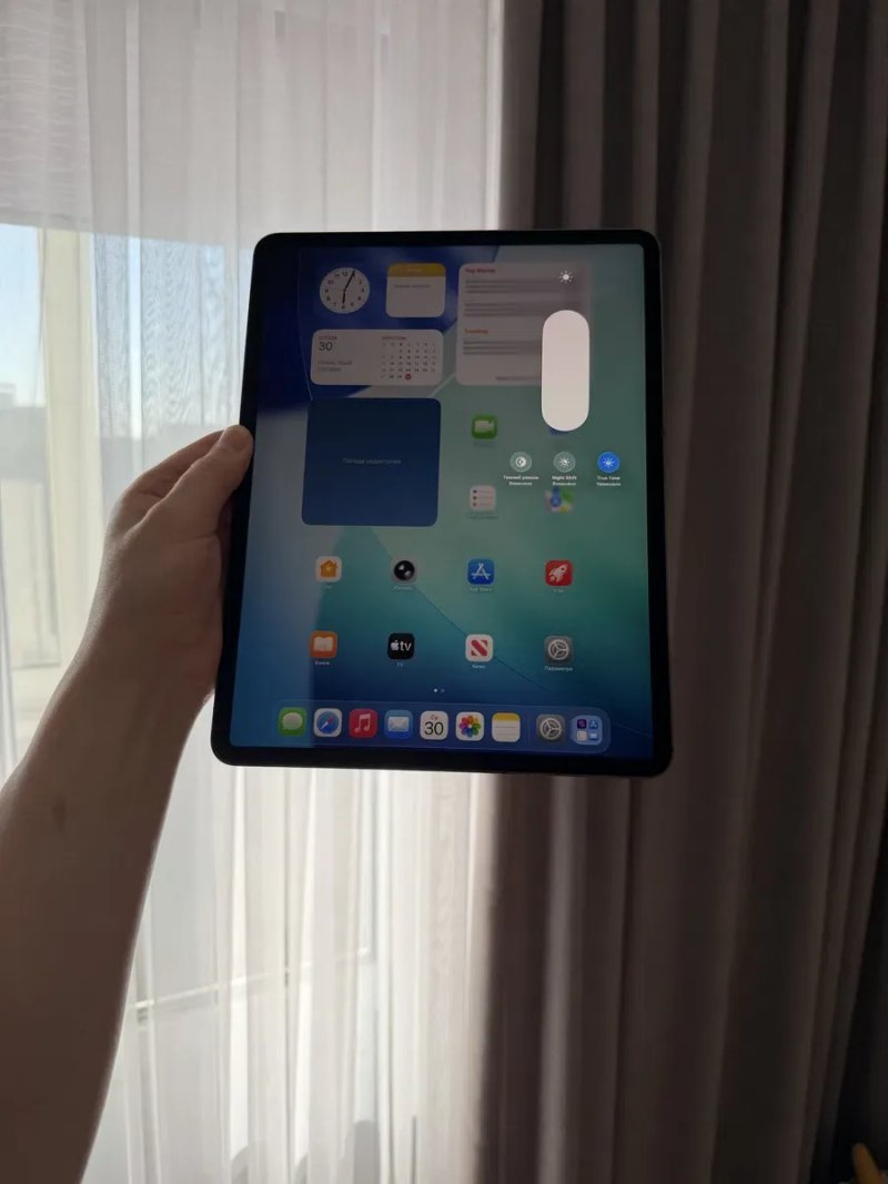 Продається iPad Pro 12.9 дюймів 3-го покоління, 256 GB пам’яті, LTE + Wi-Fi та дисплеєм 120 Гц. — фото 3