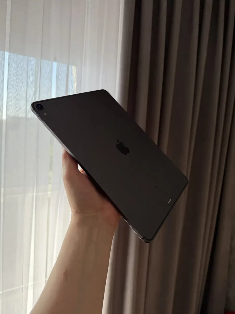 Продається iPad Pro 12.9 дюймів 3-го покоління, 256 GB пам’яті, LTE + Wi-Fi та дисплеєм 120 Гц. — фото 5