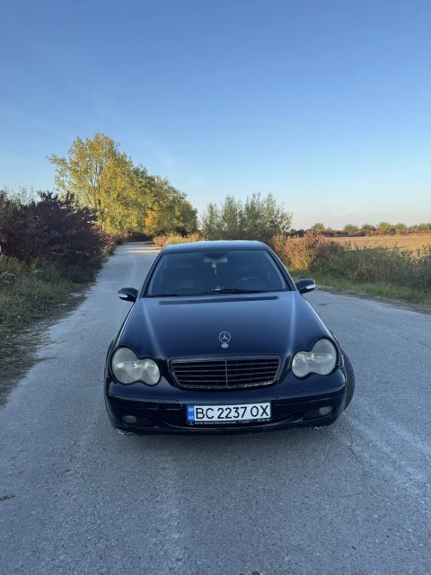 Продається мерседес с203