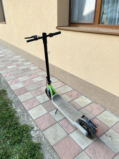 Продаю електро самокат