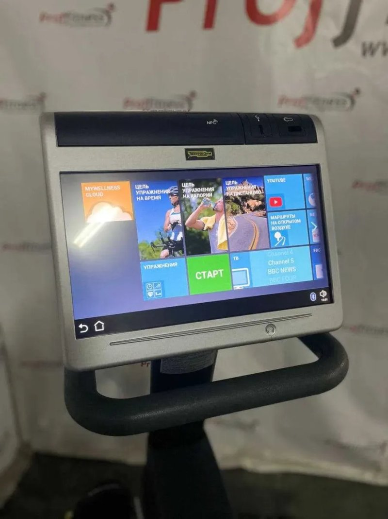 Професійний Велотренажер Technogym Техножим 700 Unity Горизонтальний — фото 8