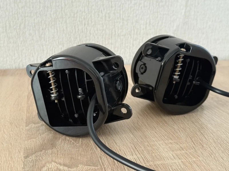 Противотуманки LED туманки Renault Nissan Subaru Ford Mitsubishi Honda штатные лед туманки белый желтый свет, с ангельскими глазками ближний свет — фото 6