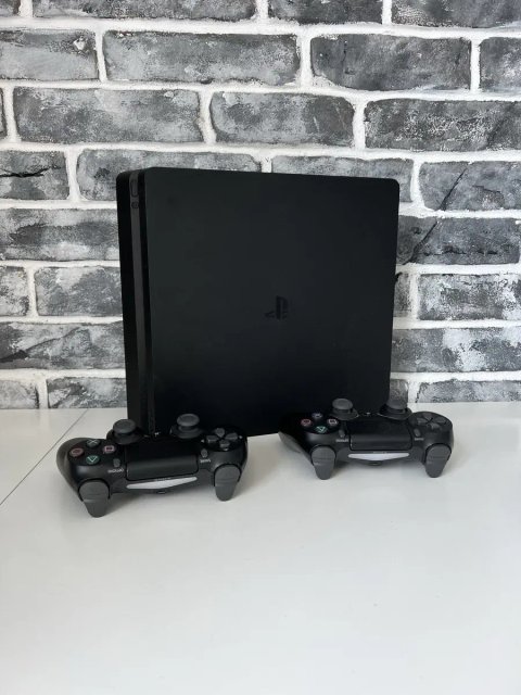 Ps4 slim 1 tb - 65 игр goldhen, 2 геймпада