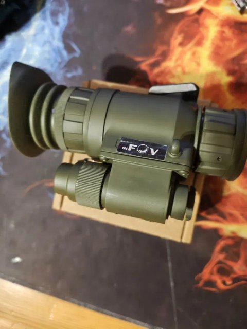 PVS 14 білий  монокуляр нічного бачення М25