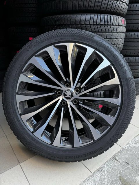 R-20 SKODA новий зимовий комплект ШКОДА: Kodiaq Kodiaq RS Enyq Elroq взутий у шини 255/45/R20 Continental Winter Contact TS 870 DOT 2026