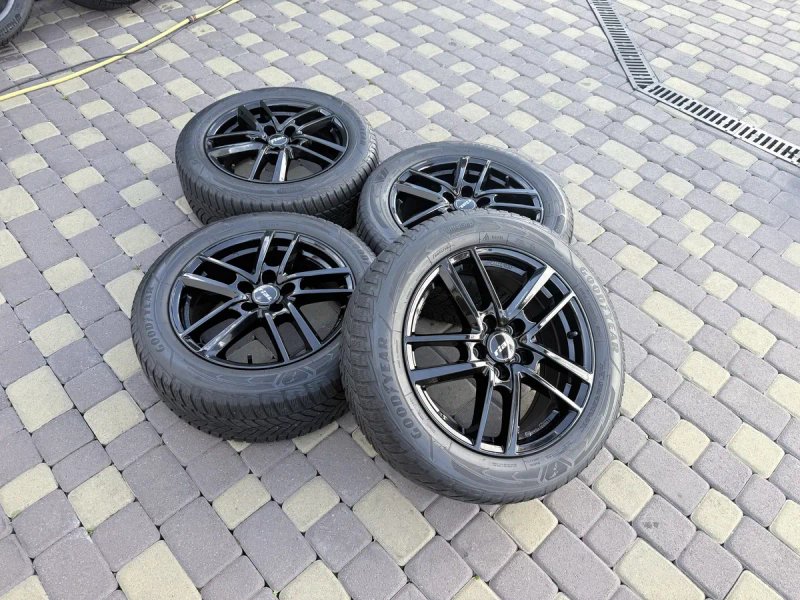 R17 диски Rial 5x112 VW Passst/Touran/Caddy/Skoda Octavia/Yeti/Audi A4/A6 шини 225/55R17 зима 6мм — фото 2