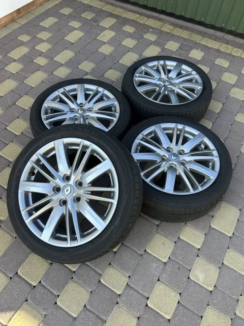 R17 оригінальні диски 5x114,3 Renault Megane/Scenik/Koleos / Honda/Mazda/Nissan шини 205/50R17 (літо)