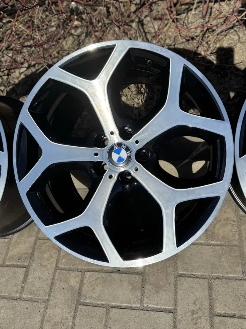 R20 214 стиль диски на BMW X5 X6 E53 E70 E71 F15 F16 — фото 5