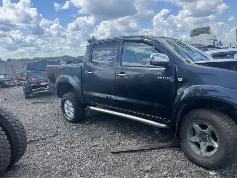 Разборка Toyota Hilux 2008-2015 г мотор D4D — фото 2