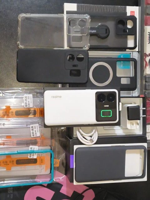Realme GT Neo 5 16/1TB (прошитий під глобальний GT3) + зарядка 160 Вт + аксесуари