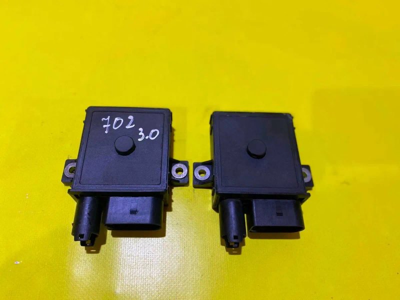 Реле свечей накала BMW X5 E53 E70 E60 2.5d 3.0d 3.0sd БМВ Х5 Е53 Е70 — фото 2