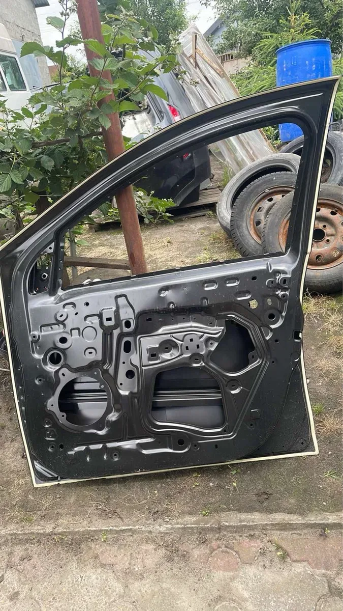 Renault Duster II (Рено Дастер 2) двері — фото 4