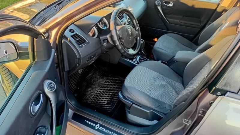 Renault Megane || 2006 ГБО 1.6 — фото 3