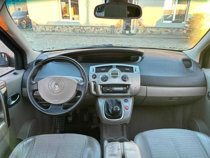 Renault MEGANE SCENIC 2004рік 1.9 Дизель — фото 7