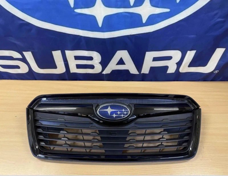 Решетка радиатора гриль grille  Subaru Forester  форестер SK 2018-2022 хром и черная — фото 2