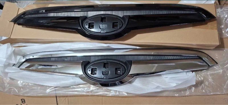 Решетка радиатора гриль grille  Subaru Forester  форестер SK 2018-2022 хром и черная — фото 5