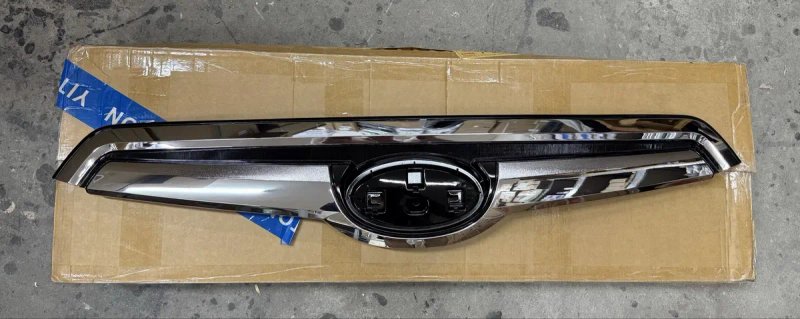 Решетка радиатора гриль grille  Subaru Forester  форестер SK 2018-2022 хром и черная — фото 6