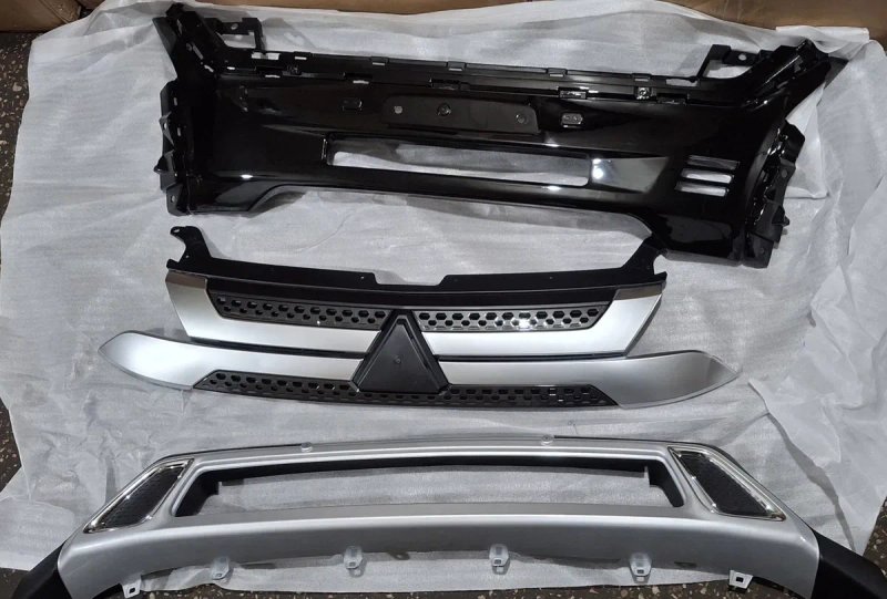 Решітка радіатора Mitsubishi Outlander 2019-2020  Мітсубісі  7450B298 бампер підсилювач фара туманка підкрилок молдинг рамка радіатор вентилятор птф — фото 2