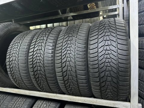 Резина 235/40/19 Hankook R19 зима комплект 2024 95% залишок