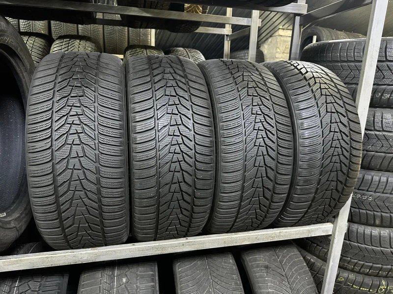 Резина 235/40/19 Hankook R19 зима комплект 2024 95% залишок — фото 5