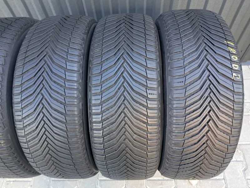 Резина, шина всесезонна, 235/55 R19 Michelin Cross Climate 2 VOL (арт 18002) — фото 3