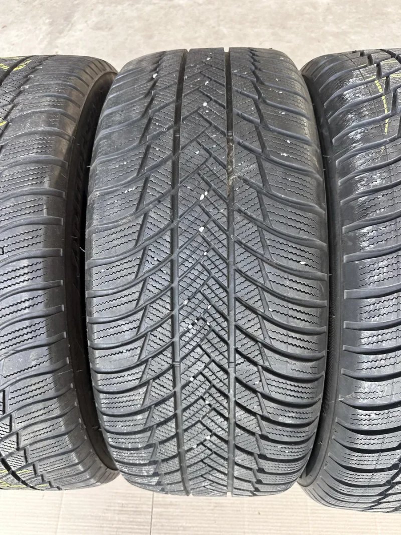 Резина зимная.     Bridgestone  235.50.19.   Poland. — фото 7