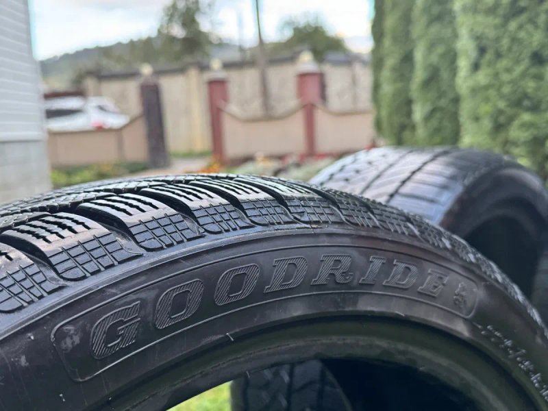 Різно широка зимова резина 255/40 R 18 225/45 R 18 — фото 5