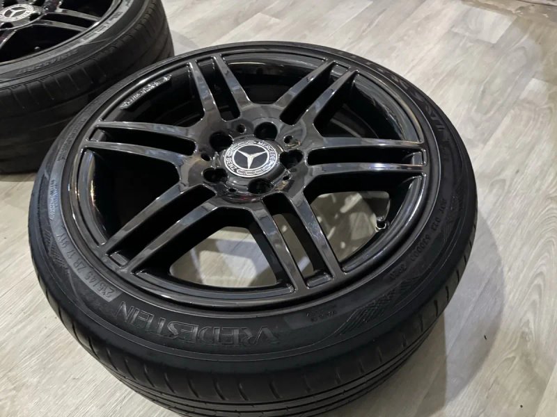 Різноширокі диски AMG R17 Mercedes c117 x156 w447 w204 w212 v class cla gla комплект дисків — фото 4