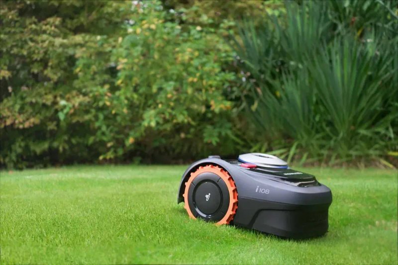 Роботизована бездротова газонокосарка-робот Segway Navimow i108 косарка — фото 5