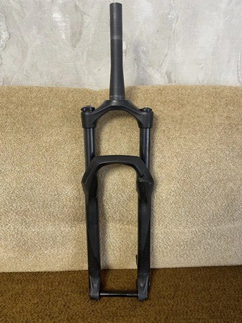 Rock Shox Judy 27.5 130mm Boost 110x15mm чудовий стан
