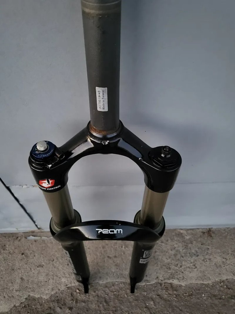 Rock Shox Reba Team Dual Air 26" — фото 4