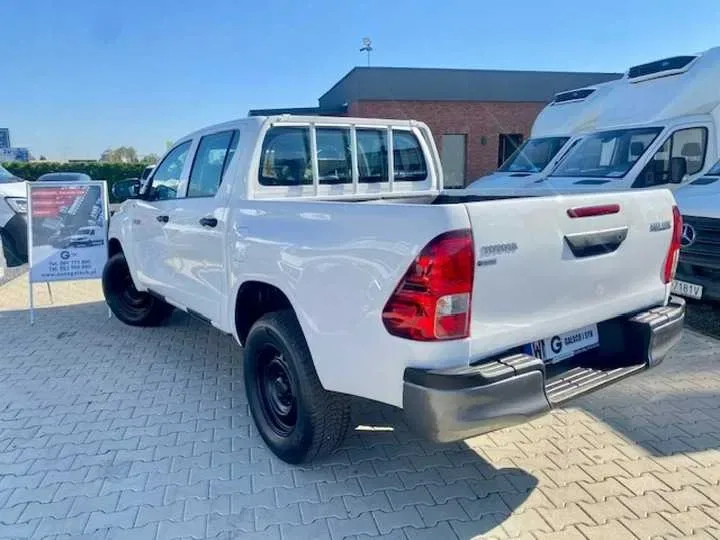 Розборка бампер Toyota Hilux N10 Тойота хайлюкс запчасти б/у — фото 3
