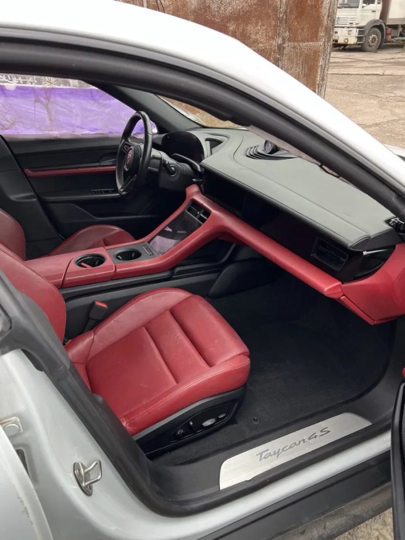 Розборка Porsche Taycan 4S — фото 3