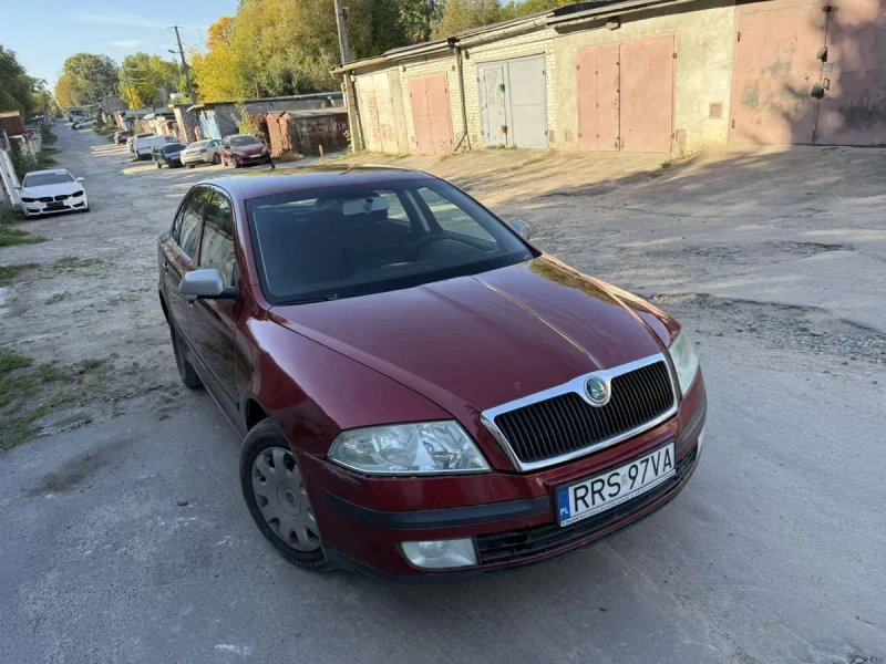Розборка Шкода Октавія А5 дорестайл 1.9 дизель Автомат ДСГ хетчбек Skoda Octavia A5 Бампер Капот Крило Фара  Телевізор Підсилювач Розбирається Шрот — фото 2