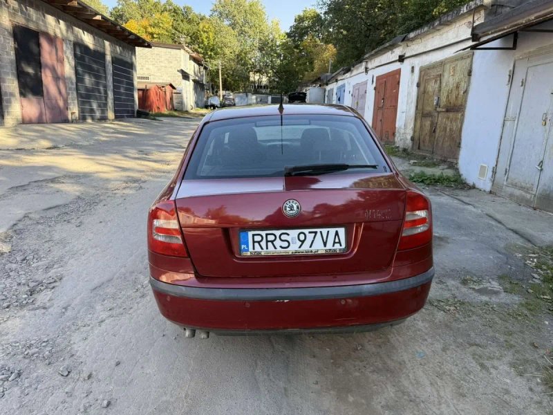 Розборка Шкода Октавія А5 дорестайл 1.9 дизель Автомат ДСГ хетчбек Skoda Octavia A5 Бампер Капот Крило Фара  Телевізор Підсилювач Розбирається Шрот — фото 5