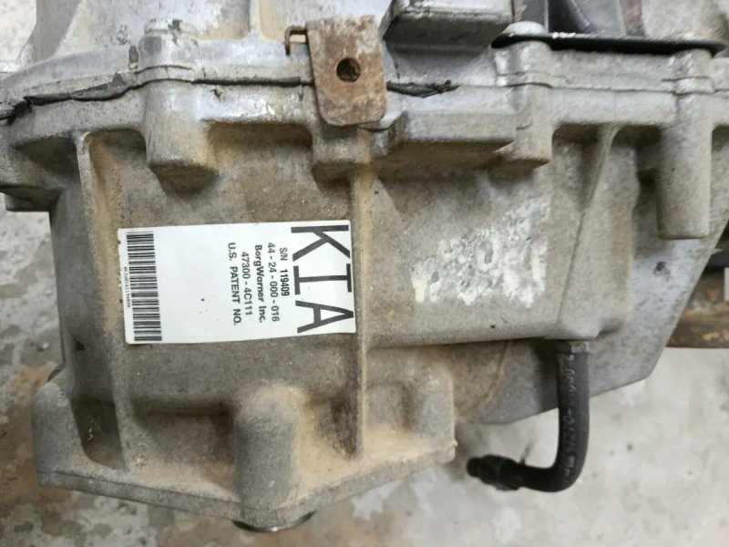 Роздаточна коробка Kia Sorento 2.5 дизель 47300-3С200 47300-4С110 — — фото 3