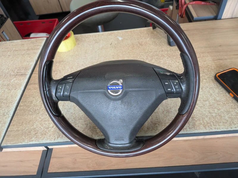 Руль дерев'яний Volvo xc70 p2 платформа також підходить на Вольво S80 XC90 2001 2002 2003 2004 роки — фото 6