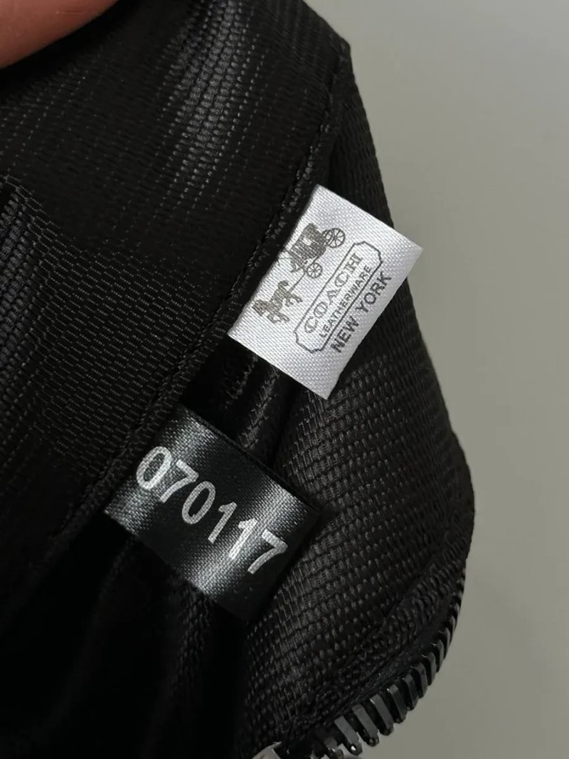 Рюкзак чоловічий Coach Charter Backpack in Pebble Leather Black копія 1:1 — фото 4