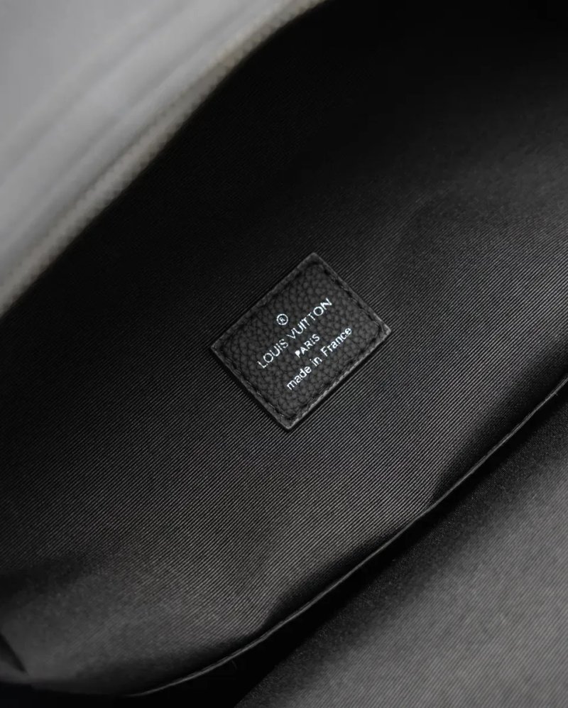 Рюкзак чоловічий Louis Vuitton Takeoff Backpack Aerogram Black копія 1:1 — фото 5