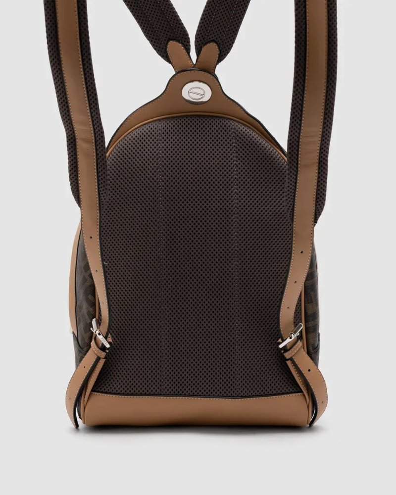 Рюкзак жіночій Fendi Chiodo Small Fendi Diagonal Brown FF Canvas Backpack копія 1:1 — фото 2