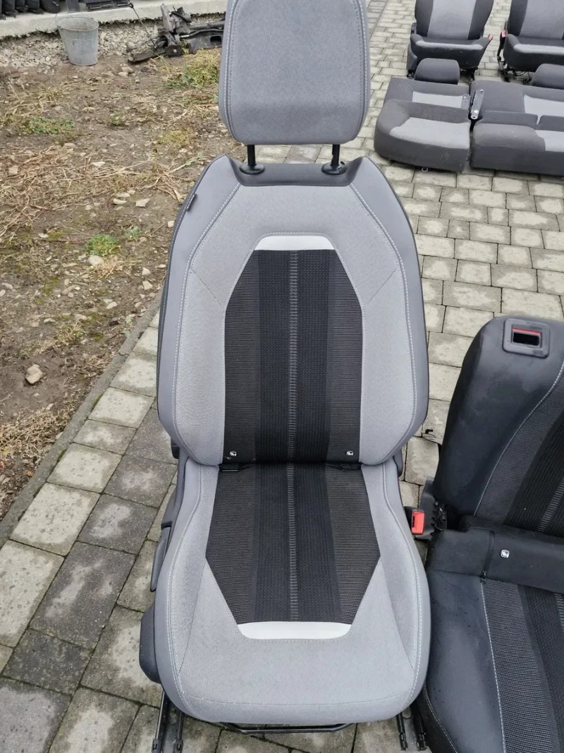 Салон світлий сидіння Opel E-Mokka B 2020-2024 опель мокка б — фото 3